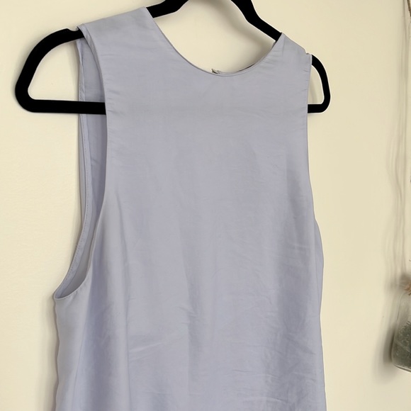 Mauve top with insider adjustments - Picture 2 of 5